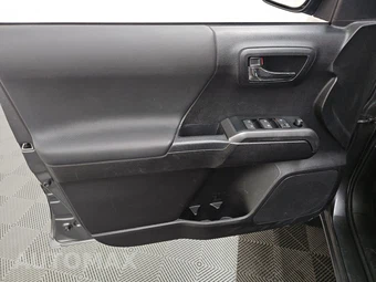 2023 Toyota Tacoma TRD Off-Road Crew Cab Medium Bed - miniatura 9