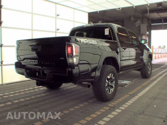 2023 Toyota Tacoma TRD Off-Road Crew Cab Medium Bed - miniatura 4