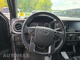 2023 Toyota Tacoma TRD Sport Crew Cab Long Bed - miniatura 10