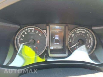 2023 Toyota Tacoma TRD Sport Crew Cab Medium Bed - miniatura 9