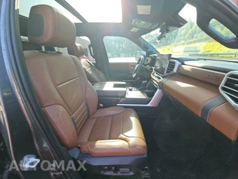 2023 Toyota Tundra 1794 Edition Crew Cab Short Bed - miniatura 8