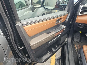 2023 Toyota Tundra 1794 Edition Crew Cab Short Bed - miniatura 9