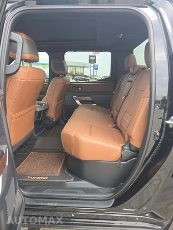 2023 Toyota Tundra 1794 Edition Crew Cab Short Bed - miniatura 10