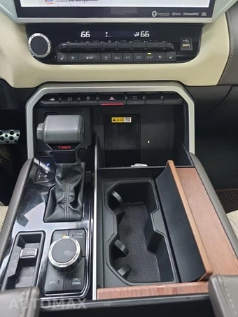 2023 Toyota Tundra Hybrid 1794 Edition Crew Cab Short Bed - miniatura 30