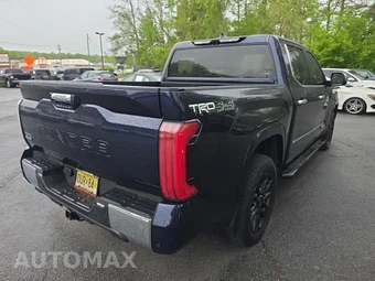 2023 Toyota Tundra Hybrid 1794 Edition Crew Cab Short Bed - miniatura 4