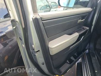 2023 Toyota Tundra Hybrid Limited Crew Cab Medium Bed - miniatura 9