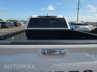 2023 Toyota Tundra Hybrid Limited Crew Cab Short Bed - miniatura 16