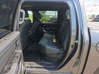 2023 Toyota Tundra Hybrid Platinum Crew Cab Short Bed - miniatura 10