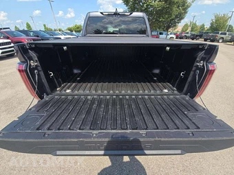 2023 Toyota Tundra Hybrid Platinum Crew Cab Short Bed - miniatura 11