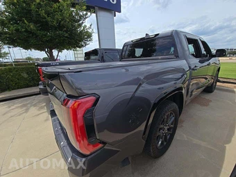 2023 Toyota Tundra Hybrid Platinum Crew Cab Short Bed - miniatura 3