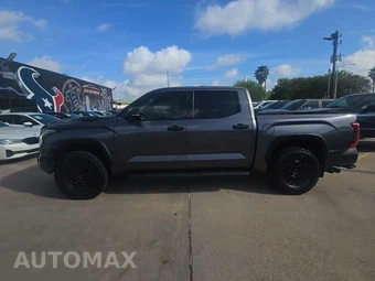 2023 Toyota Tundra Hybrid TRD Pro Crew Cab Short Bed - miniatura 3