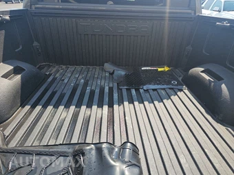 2023 Toyota Tundra Hybrid TRD Pro Crew Cab Short Bed - miniatura 16