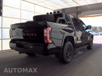 2023 Toyota Tundra Hybrid TRD Pro Crew Cab Short Bed - miniatura 4