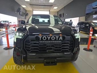 2023 Toyota Tundra Hybrid TRD Pro Crew Cab Short Bed - miniatura 2