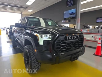 2023 Toyota Tundra Hybrid TRD Pro Crew Cab Short Bed - miniatura 3