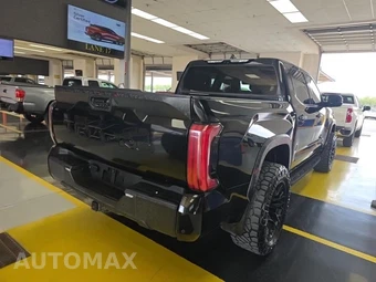 2023 Toyota Tundra Hybrid TRD Pro Crew Cab Short Bed - miniatura 4