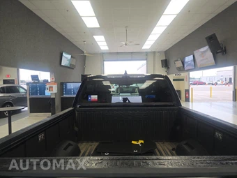 2023 Toyota Tundra Limited Crew Cab Short Bed - miniatura 16