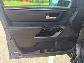 2023 Toyota Tundra Limited Crew Cab Short Bed - miniatura 9