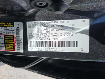 2023 Toyota Tundra Platinum Crew Cab Short Bed - miniatura 5
