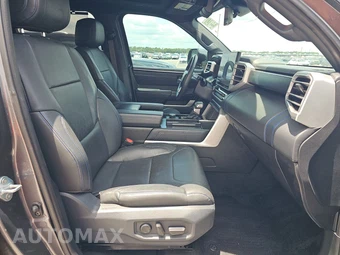 2023 Toyota Tundra Platinum Crew Cab Short Bed - miniatura 8