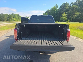 2023 Toyota Tundra Platinum Crew Cab Short Bed - miniatura 11