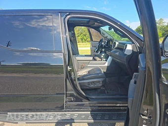 2023 Toyota Tundra Platinum Crew Cab Short Bed - miniatura 15