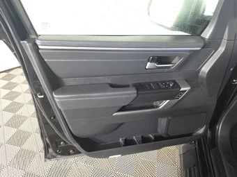2023 Toyota Tundra Platinum Crew Cab Short Bed - miniatura 9
