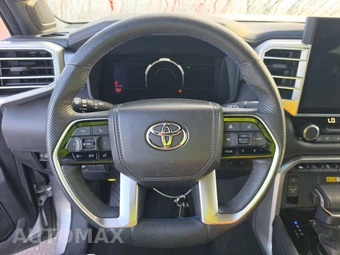 2023 Toyota Tundra Platinum Crew Cab Short Bed - miniatura 10