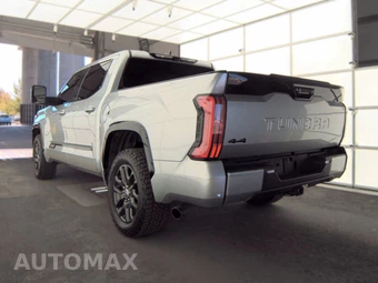 2023 Toyota Tundra Platinum Crew Cab Short Bed - miniatura 8