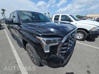 2023 Toyota Tundra Platinum Crew Cab Short Bed - miniatura 3