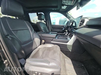 2023 Toyota Tundra Platinum Crew Cab Short Bed - miniatura 8