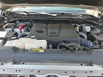 2023 Toyota Tundra Platinum Crew Cab Short Bed - miniatura 15