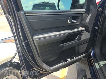 2023 Toyota Tundra Platinum Crew Cab Short Bed - miniatura 9