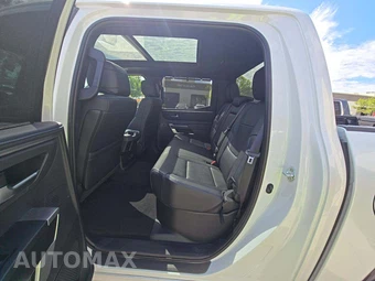 2023 Toyota Tundra Platinum Crew Cab Short Bed - miniatura 13