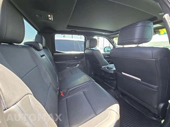 2023 Toyota Tundra Platinum Crew Cab Short Bed - miniatura 16