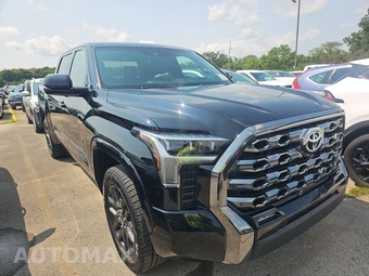 2023 Toyota Tundra Platinum Crew Cab Short Bed - miniatura 3