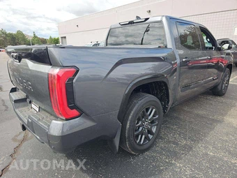 2023 Toyota Tundra Platinum Crew Cab Short Bed - miniatura 3