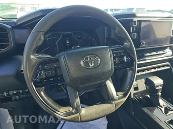 2023 Toyota Tundra SR Crew Cab Short Bed - miniatura 10