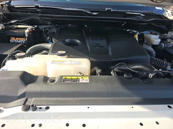 2023 Toyota Tundra SR Crew Cab Short Bed - miniatura 15