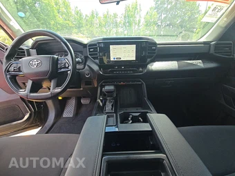 2023 Toyota Tundra SR Crew Cab Short Bed - miniatura 11