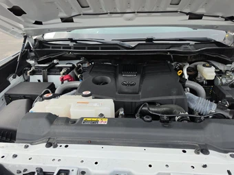 2023 Toyota Tundra SR Crew Cab Short Bed - miniatura 15
