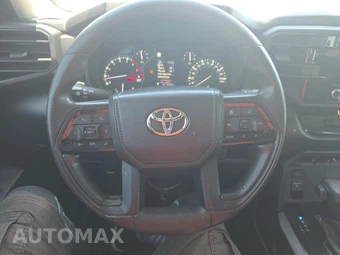 2023 Toyota Tundra SR Crew Cab Short Bed - miniatura 10