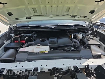 2023 Toyota Tundra SR Crew Cab Short Bed - miniatura 18