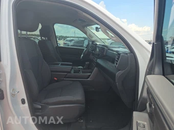 2023 Toyota Tundra SR Crew Cab Short Bed - miniatura 8