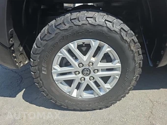 2023 Toyota Tundra SR5 Crew Cab Medium Bed - miniatura 10