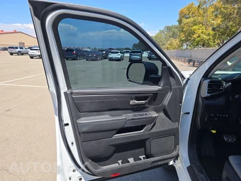 2023 Toyota Tundra SR5 Crew Cab Short Bed - miniatura 9