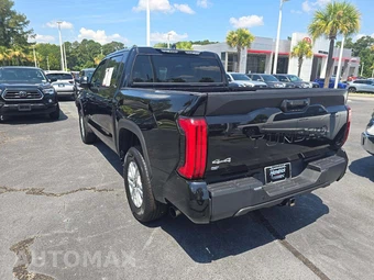 2023 Toyota Tundra SR5 Crew Cab Short Bed - miniatura 2