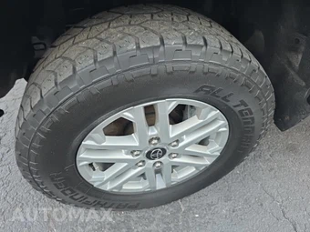2023 Toyota Tundra SR5 Crew Cab Short Bed - miniatura 8