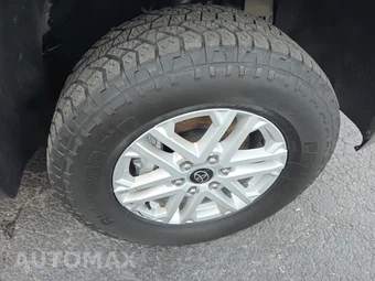 2023 Toyota Tundra SR5 Crew Cab Short Bed - miniatura 9