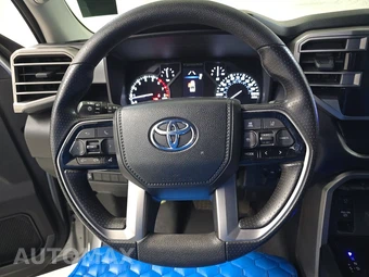 2023 Toyota Tundra SR5 Crew Cab Short Bed - miniatura 10